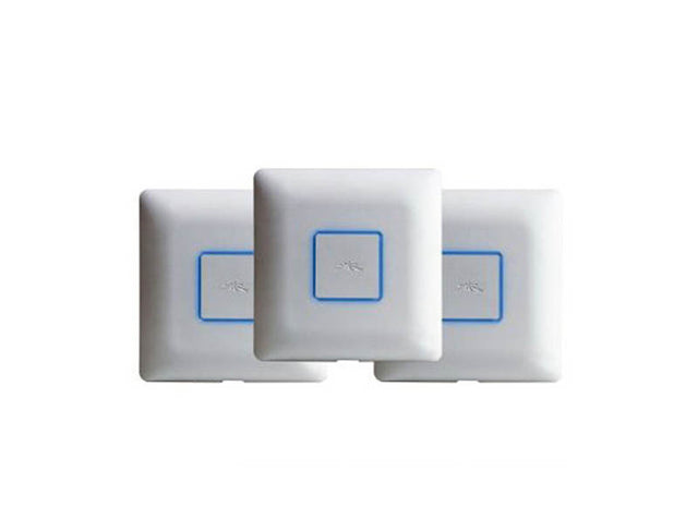 UniFi IEEE 802.11ac 5GHz 1300Mbps 2 x RJ-45 Ports 10/100/1000 Gigabit Ethernet Internal Antennas Wireless Access Point
